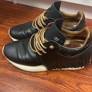 Esseutesse Leather Fringe Sneakers
